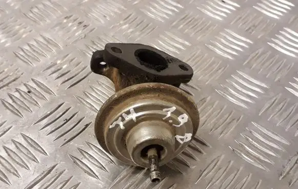 Volkswagen Transporter - Caravelle T4 EGR valve 028131501E