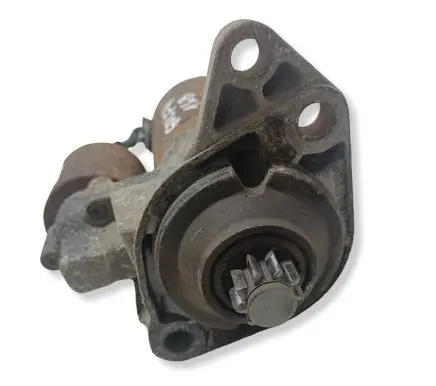 Volkswagen Golf IV Starter motor 020911023FX