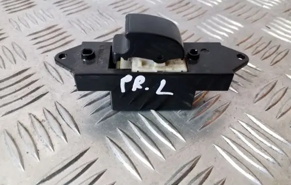 Mitsubishi ASX Electric window control switch MR587944