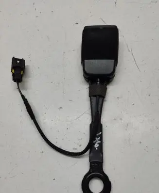 Opel Mokka B Front seatbelt buckle 9834687280