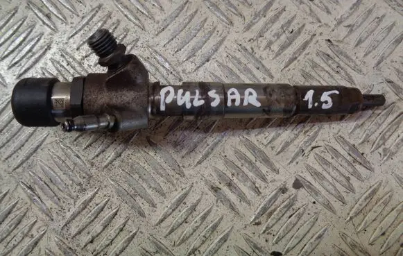 Nissan Pulsar Fuel injector H8201100113 166006212R
