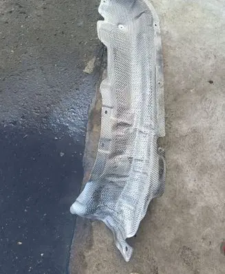 Exhaust heat shield