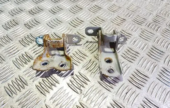 Toyota Previa (XR30, XR40) II Front door hinge set 