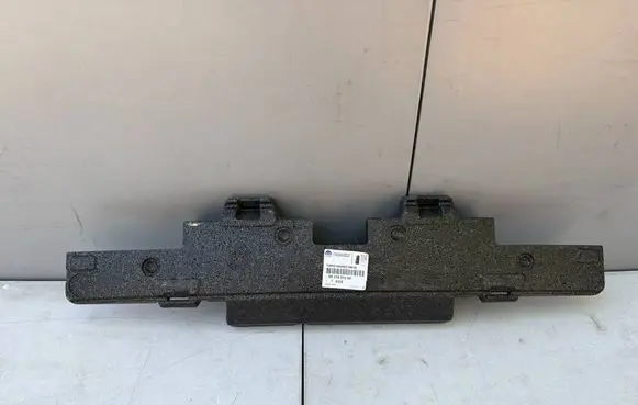 Peugeot 2008 II Rear bumper foam support bar 9831651480
