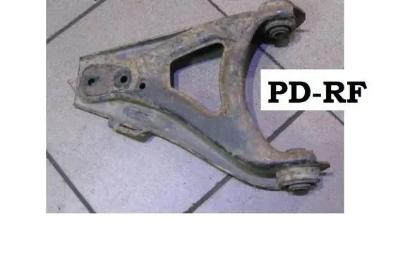 Renault Megane I Front lower control arm/wishbone 7700831368