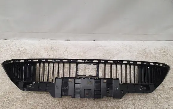 MG MG5 ev Front bumper lip 