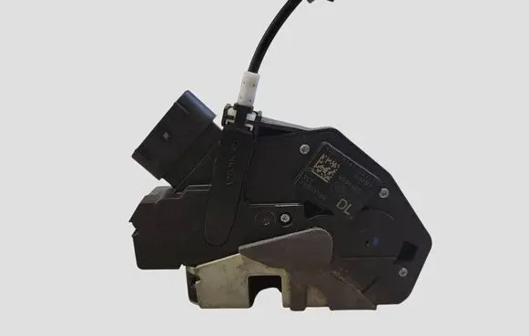 Volvo V60 Front door lock 31301740 A046465
