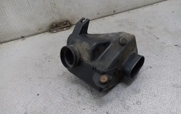 Honda HR-V Air filter box