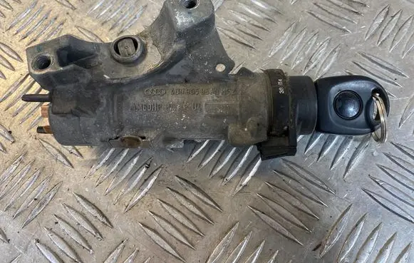 Volkswagen Polo IV 9N3 Ignition lock 4B0905851N 4B0905851