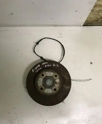 Peugeot 3008 I Rear wheel hub
