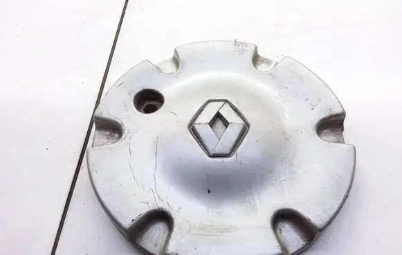 Renault Laguna I R12 wheel hub/cap/trim 7700428725