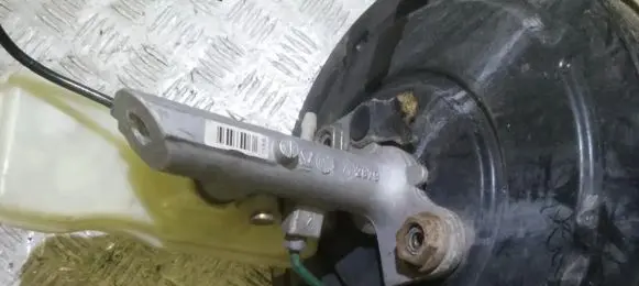 Renault Scenic II - Grand scenic II Master brake cylinder