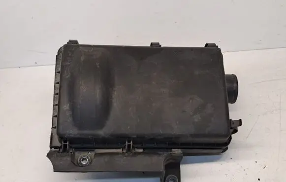 Toyota Prius (XW20) Air filter box 1001406970