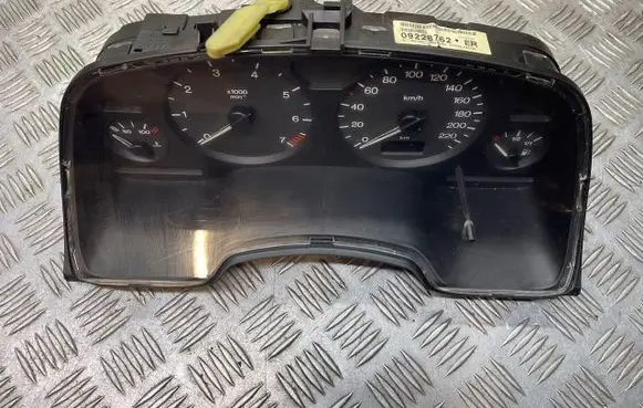 Opel Zafira A Speedometer (instrument cluster) 09228762 351189000 11921392