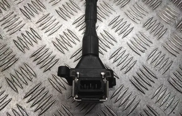 BMW 5 E39 High voltage ignition coil 0221504004 1703227