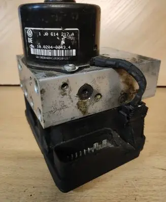 Audi A3 S3 8L ABS Pump