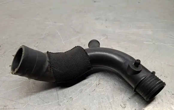 Volkswagen Golf VI Engine coolant pipe/hose 3C0122101EM