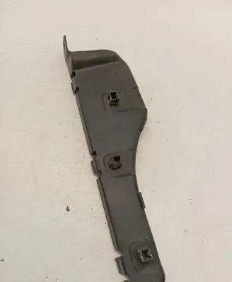 Mitsubishi Endeavor Rear bumper mounting bracket MR574195 9201EPP