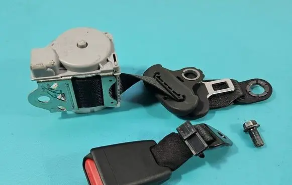 Toyota Aygo AB40 Rear seatbelt IMPRK1544539