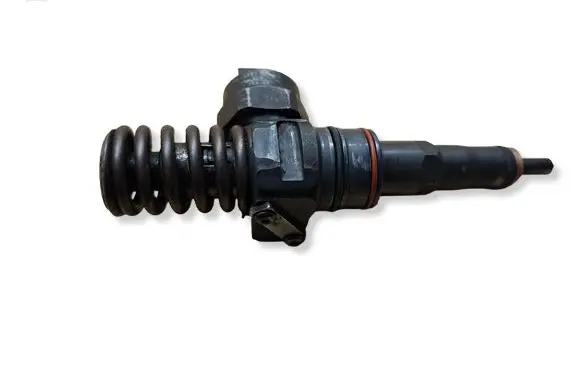 Volkswagen PASSAT B5.5 Fuel injector 038130073F 0414720007