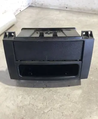 Mercedes-Benz Vito Viano W447 Radio/GPS head unit trim A4476890131