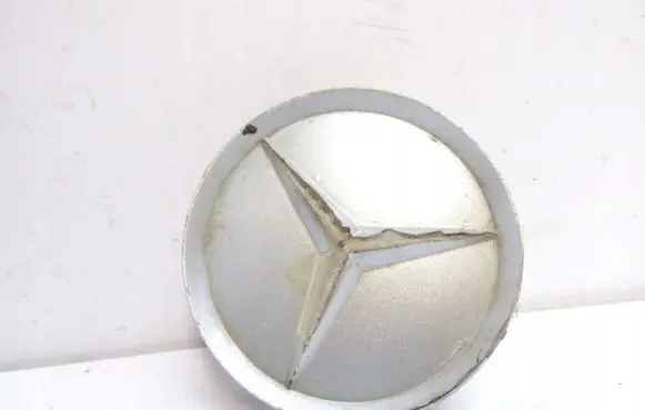 Mercedes-Benz C W203 Original wheel cap 2014010225