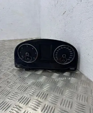 Volkswagen Caddy Speedometer (instrument cluster) 2K0920875E