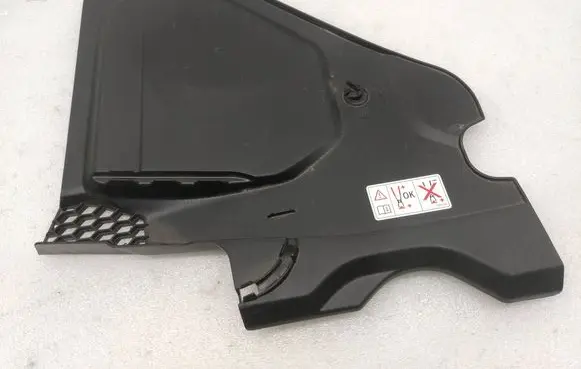 BMW i4 Wiper trim 51717491406 11252010