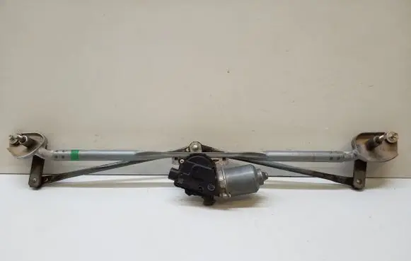 Dodge Challenger Front wiper linkage and motor 05028756AD