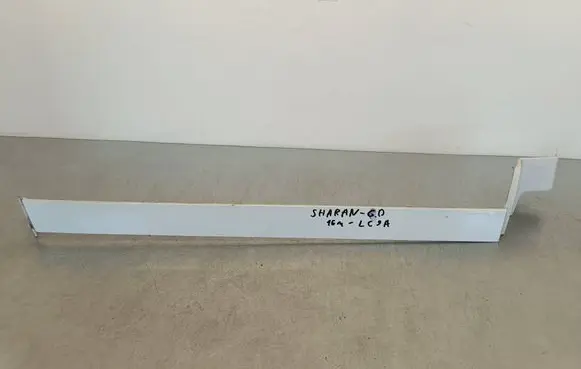 Volkswagen Sharan Sliding door rail trim 7N0843796