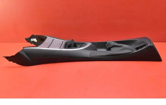 BMW 1 E81 E87 Center console 7068726