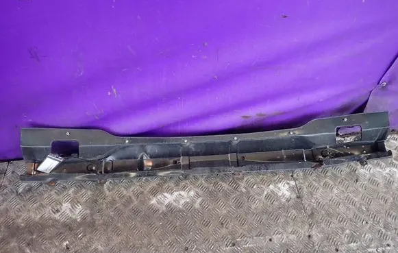 Audi A4 S4 B5 8D Front bumper support beam 