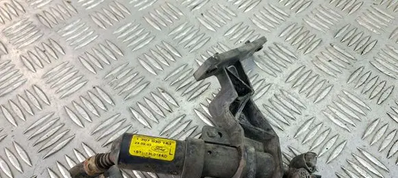 Ford Mondeo Mk III Headlight washer spray nozzle 1307030163
