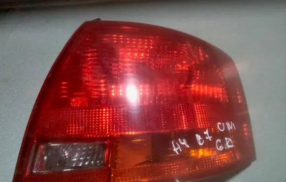 Audi A4 S4 B7 8E 8H Rear/tail lights 8E9945096C 484002 748002