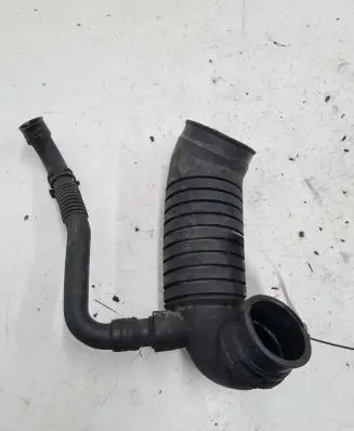Audi A4 S4 B5 8D Intercooler hose/pipe 8D0129615J