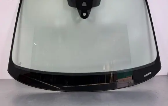 Audi A4 S4 B9 Front windscreen/windshield window 