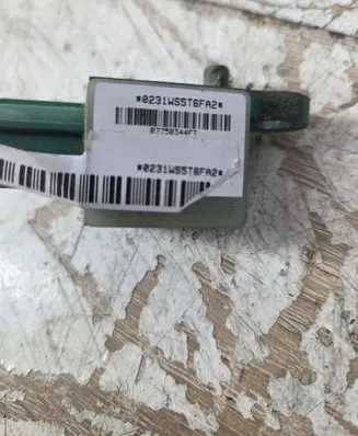 Volkswagen PASSAT B6 Airbag deployment crash/impact sensor 0231WS5T6FA2 07750344FT