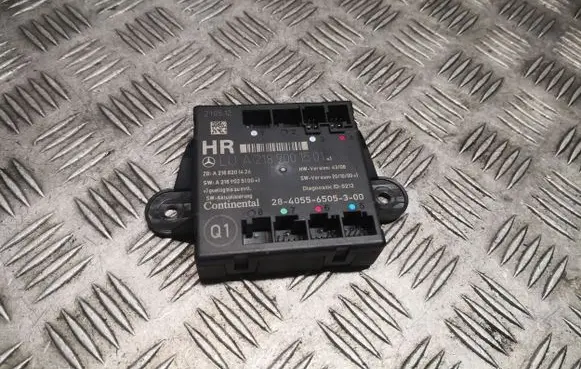 Mercedes-Benz E W212 Door control unit/module 2189001501 A2189001501