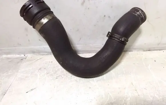 Audi A6 S6 C6 4F Engine coolant pipe/hose