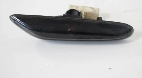 BMW 1 E81 E87 Front fender indicator light 6939816