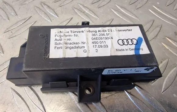 Audi A8 S8 D3 4E Door control unit/module 04E0919064