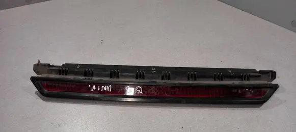 Volkswagen PASSAT B5 Third/center stoplight 3B9945097A