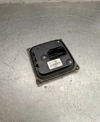 Mercedes-Benz C W204 Headlight ballast module Xenon A2189009600 532469847 0218688