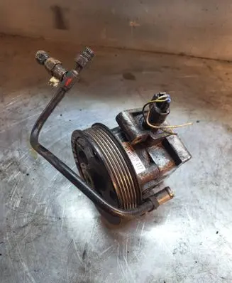 Ford Focus Power steering pump 2S413A696AA 7613955117