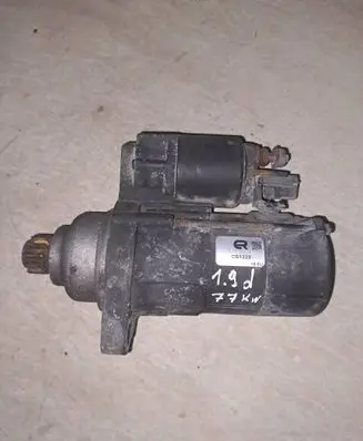 Volkswagen PASSAT B6 Starter motor CS1323