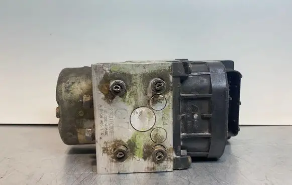 Subaru Forester SG ABS Pump 27531EC000 11000040680 F40HU410