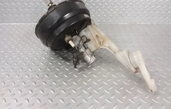 Mazda Premacy Master brake cylinder 864099080907