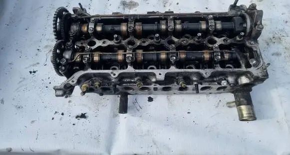 Toyota Corolla Verso AR10 Engine head 