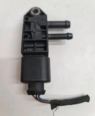 Volkswagen Crafter Exhaust gas pressure sensor 076906051B 97741351 51MPP0205