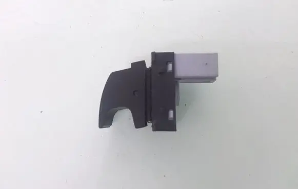 Volkswagen Golf V Electric window control switch